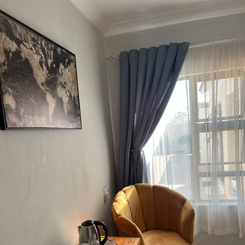 Ensuite Room 2